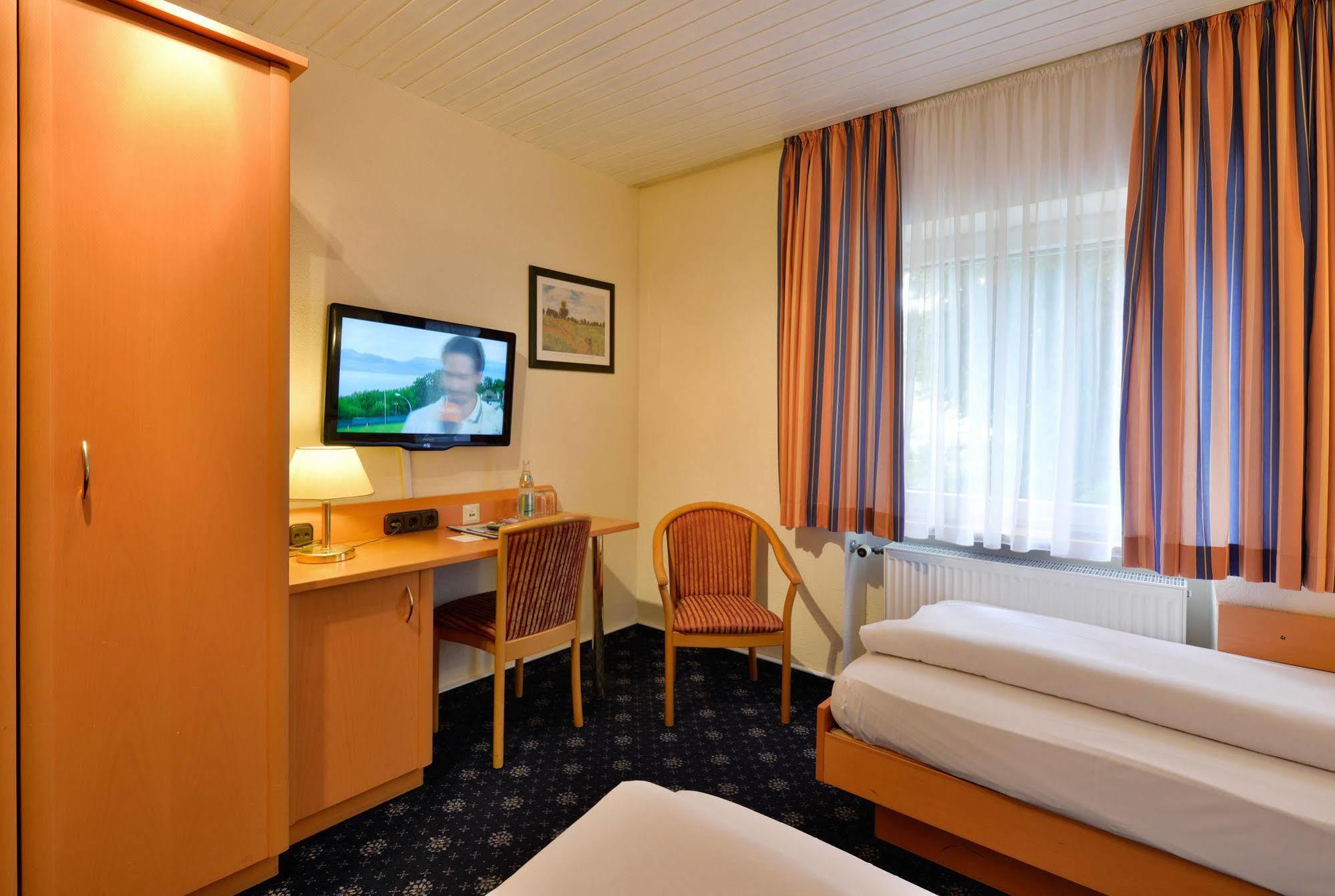 Boutique Hotel Erb München Parsdorf Vaterstetten Exterior foto